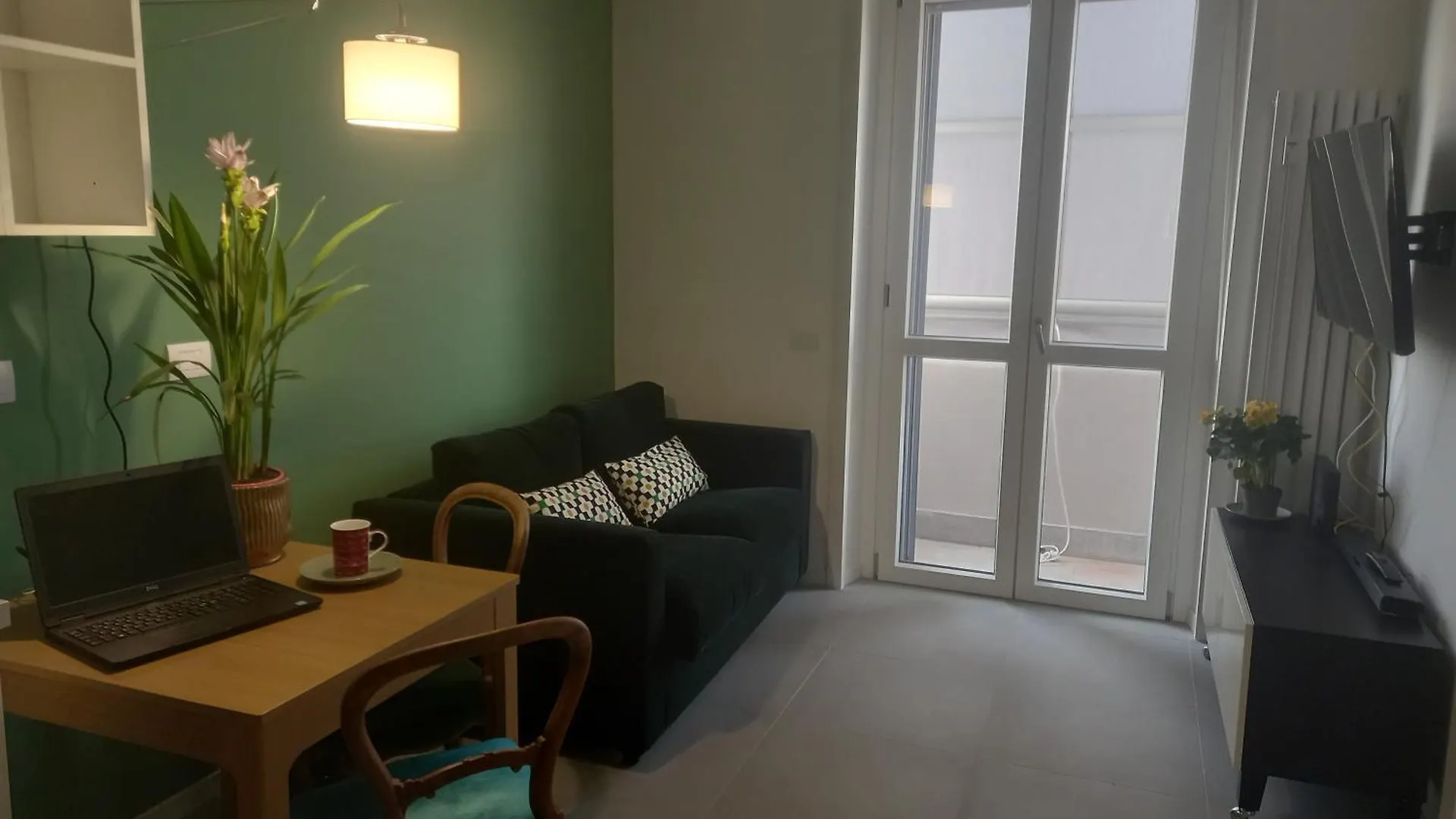 Milano City Centre Porta Romana Suite With Free Parking Garage - Newly Cozy 2 Bedrooms Apartment With 2 Bathrooms Living Room Fully Equipped Kitchen And Washing Machine Smart Tv - Subway Metro 3 Stops To Duomo 0*, Mediolan Włochy